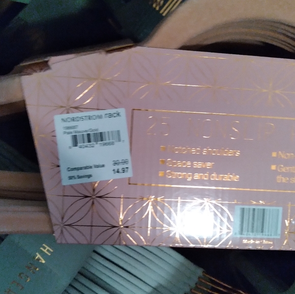 Nordstrom hangers .Bundle 50 hangers - Picture 9 of 13